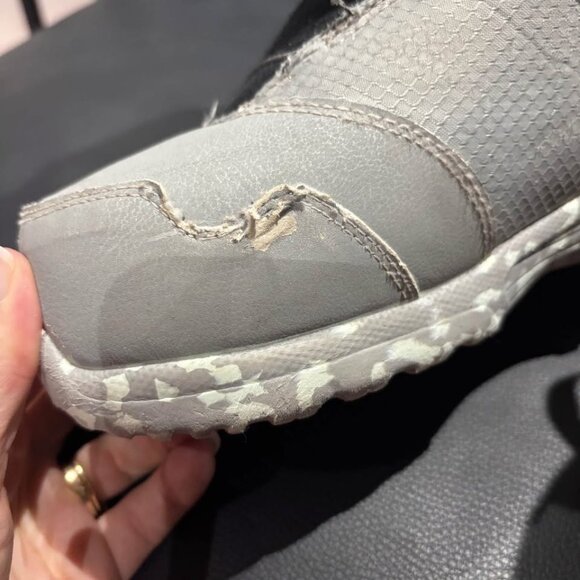 Burton Zipline BOA Youth Snowboard Boots Grey Sz 4 - Picture 8 of 10